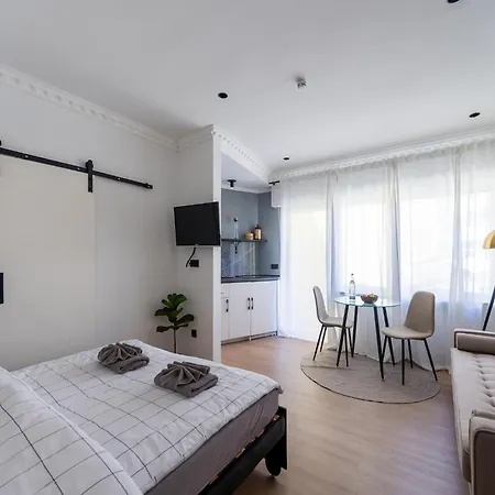 Apartment In Near Deutsches Eck